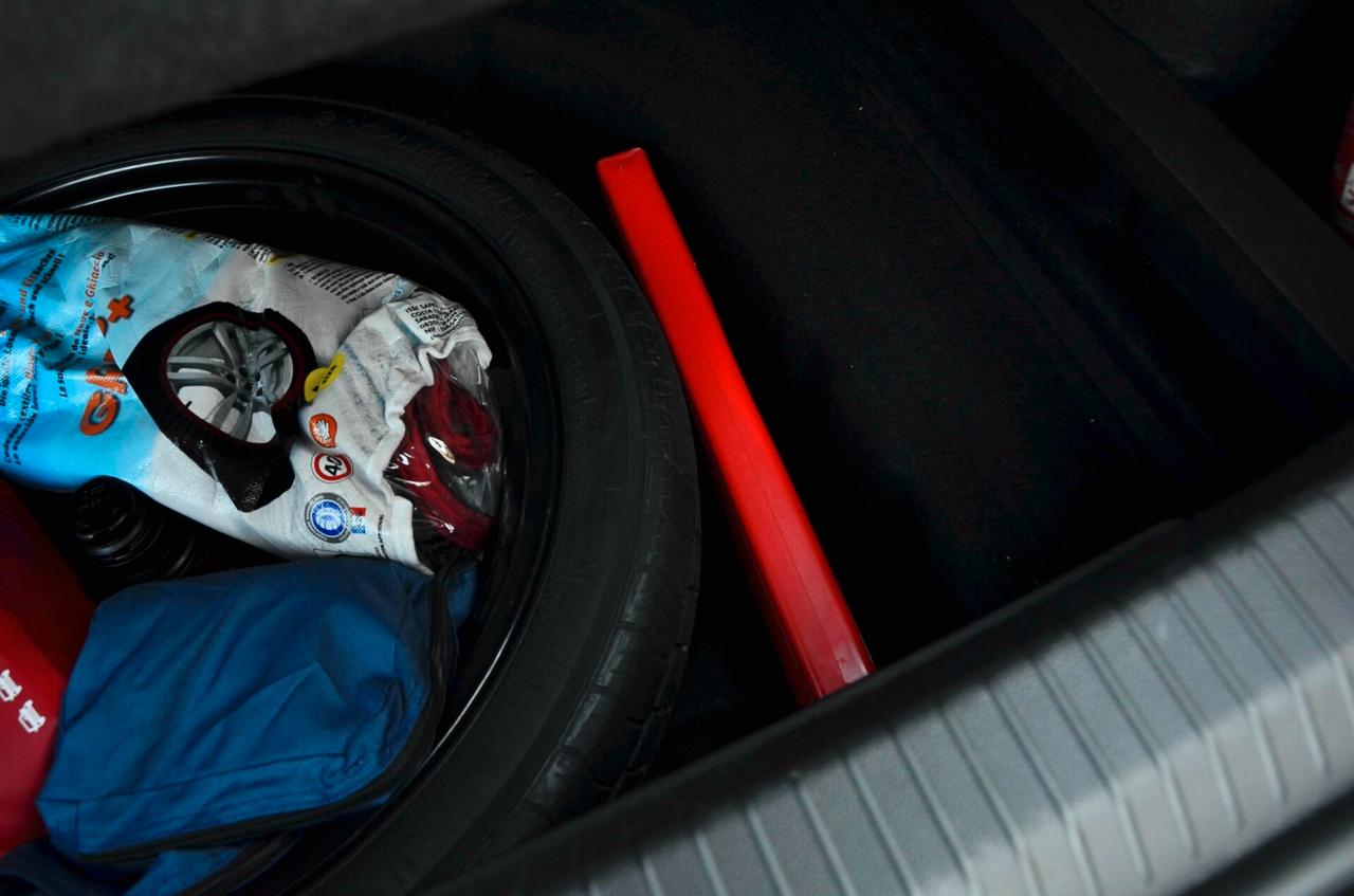 VOLKSWAGEN GOLF 1.5 TSI EVO STYLE 130cv 5p, UNICOPROPRIETARIO, UFF ITALIANA, SERVICE VW, BOLLO 1/27, IQ LED, RETROCAMERA, PERMUTE