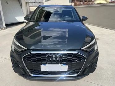 Audi A3 Sedan 35 TDI S tronic line edition