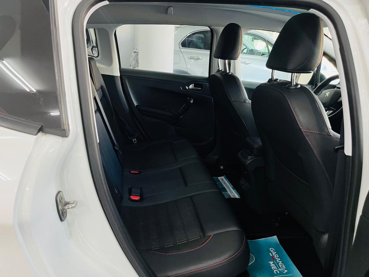 Peugeot 2008 1.6 BlueHDi 100cv GT Line anno 2018