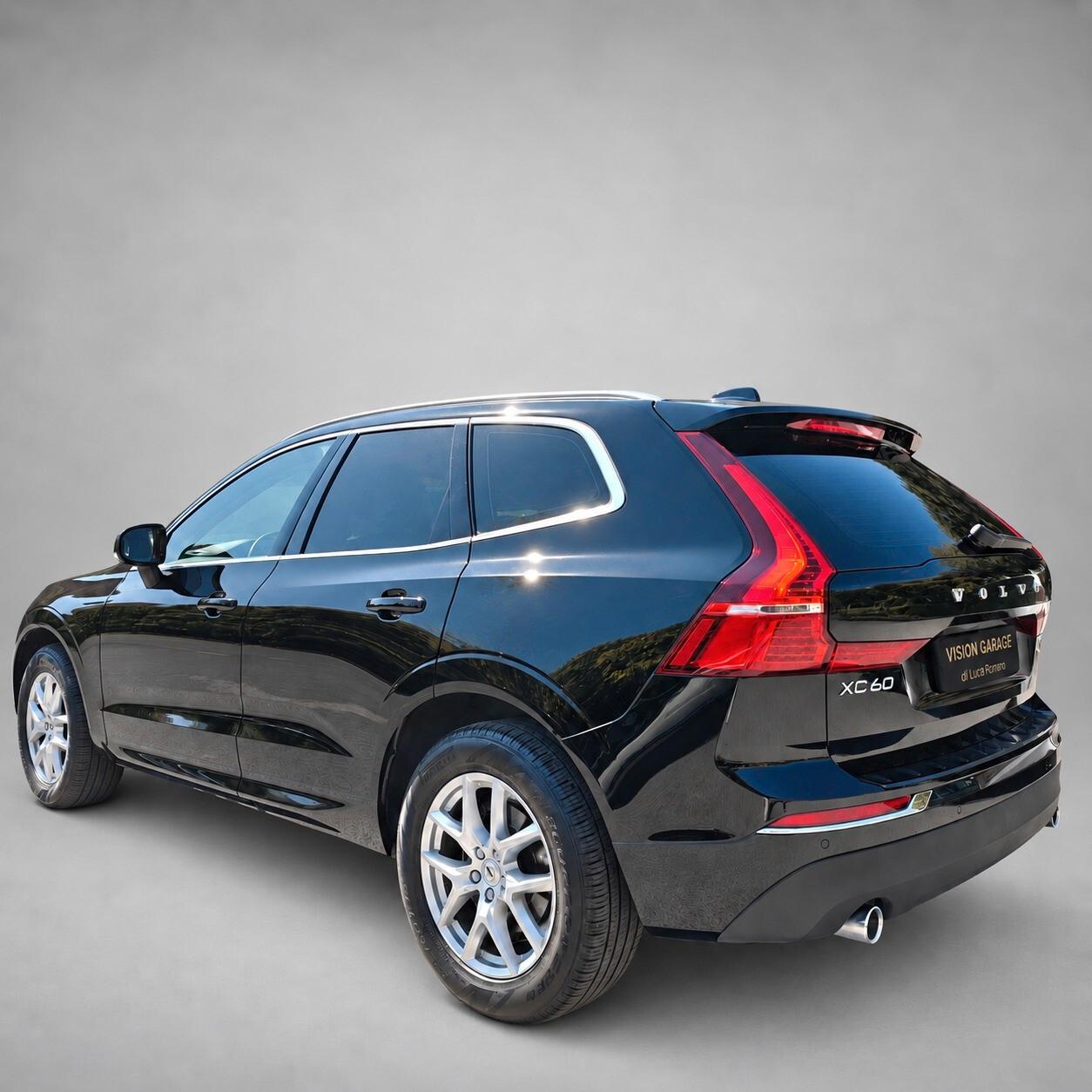 VOLVO XC60 2.0 B4 AWD 197 CV Geartronic Momentum
