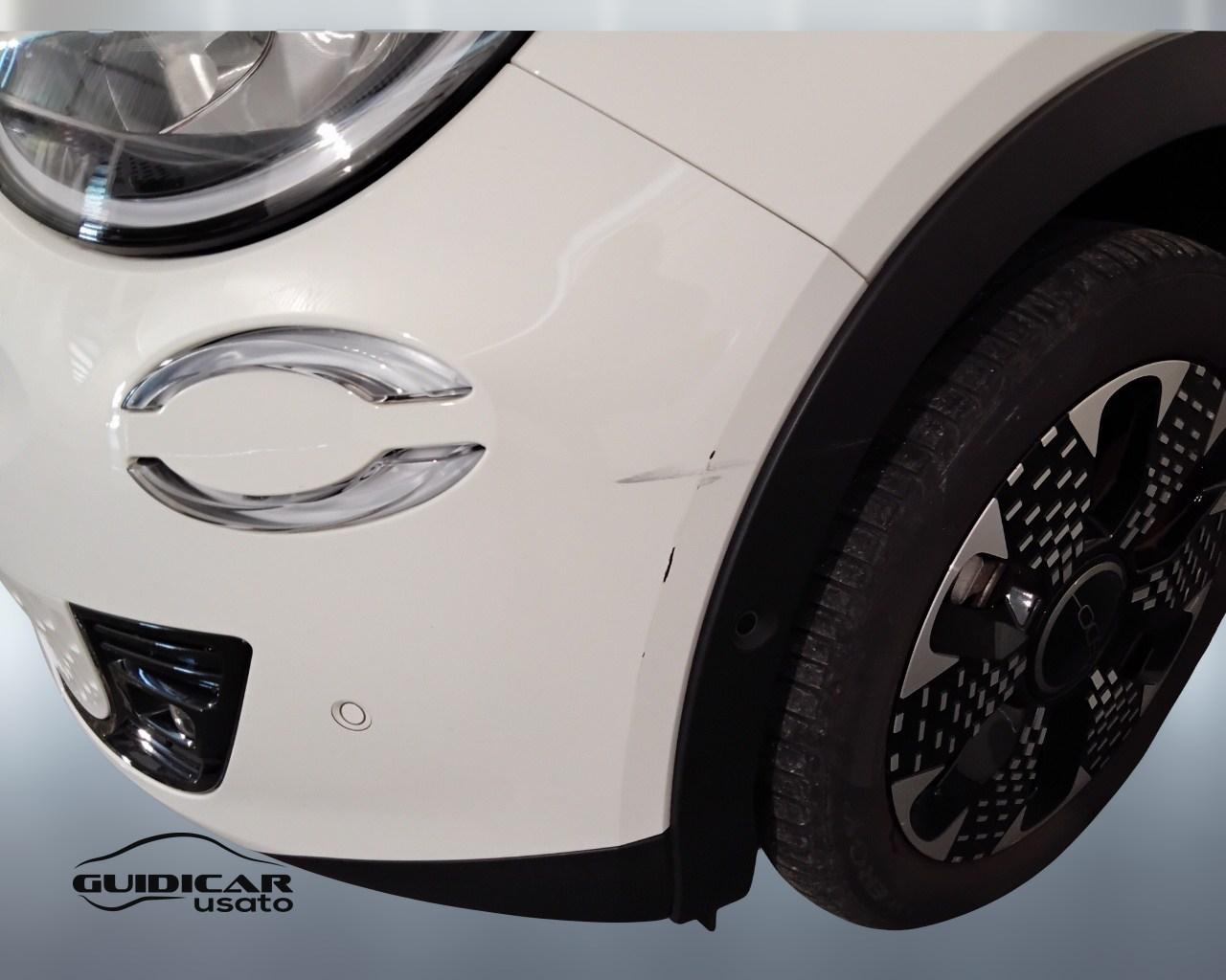 FIAT 600 IV 2023 - 600 1.2 hybrid La Prima 110cv auto