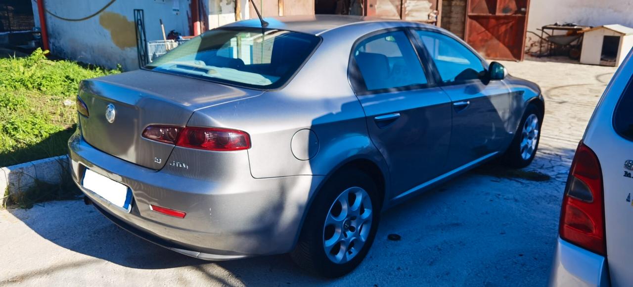 Alfa Romeo 159 1.9 JTDm 16V Exclusive