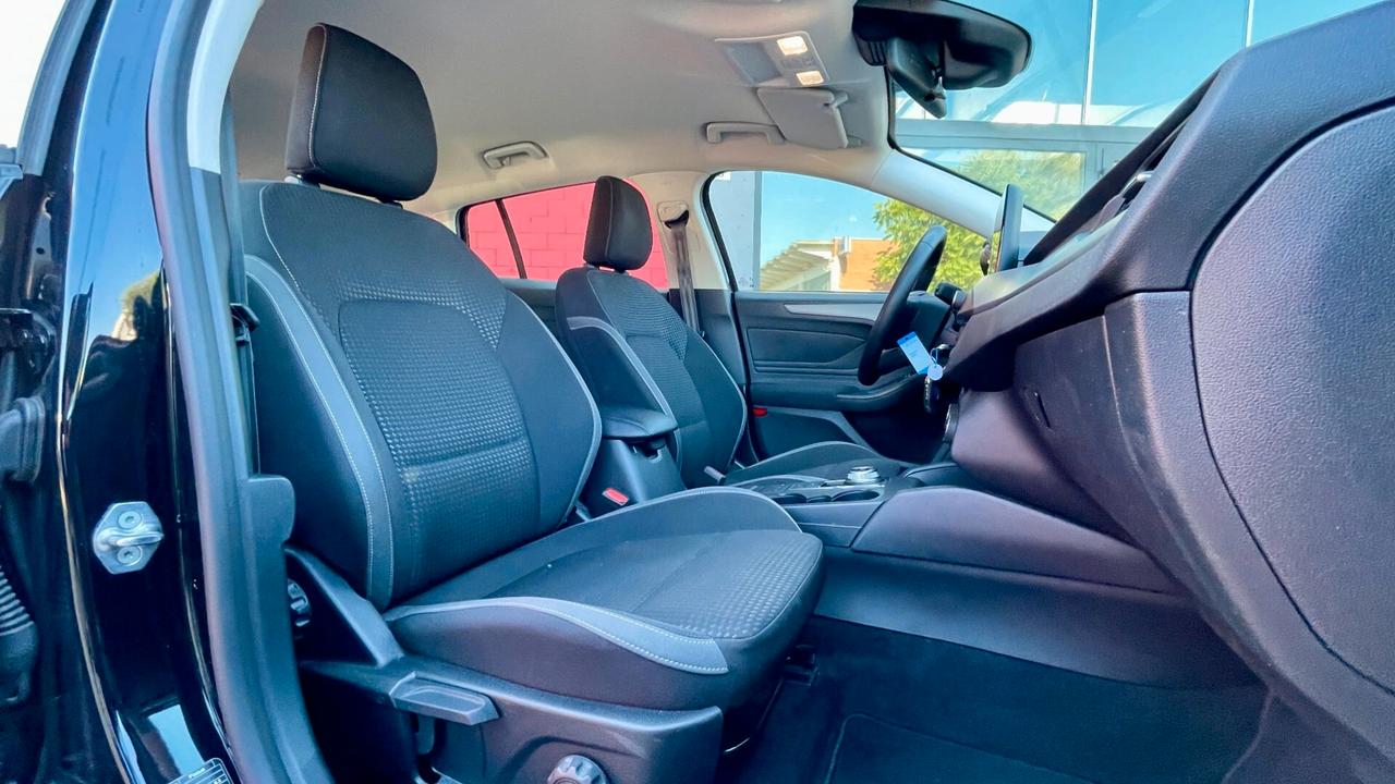 FORD FOCUS 1.5 ECOBLUE BUSINESS SW 120CV - FULL LED, CAR PLAY, NEOPATENTATI