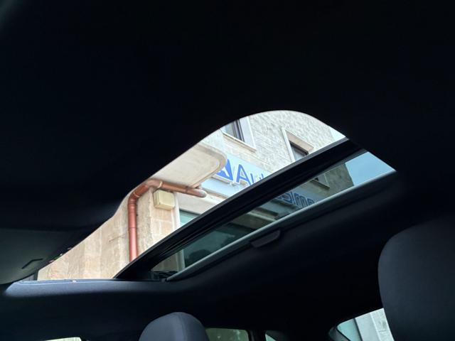 VOLKSWAGEN Taigo 1.0 TSI 116 CV DSG R-Line TETTO APR/PAN