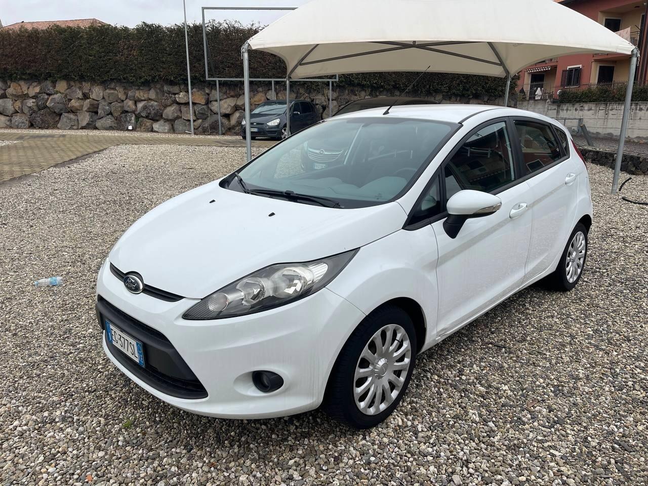 Ford Fiesta 1.2 82 CV 5 porte Titanium