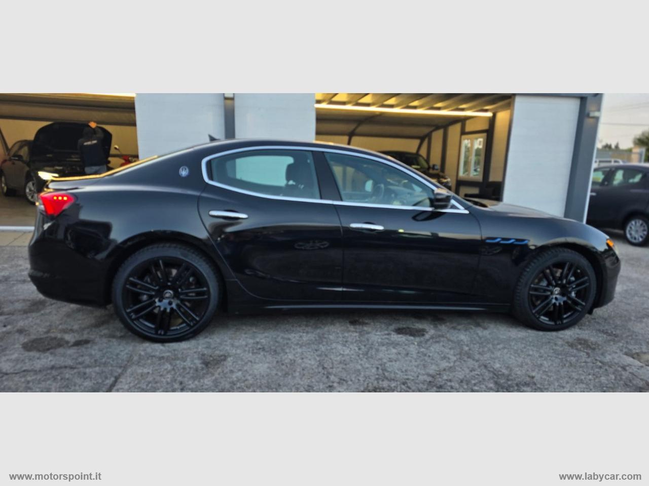 MASERATI Ghibli 330 CV MHEV Executive