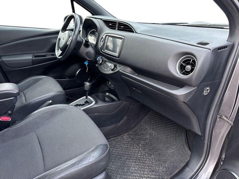 Toyota Yaris III 2017 5p 1.5h Style my18
