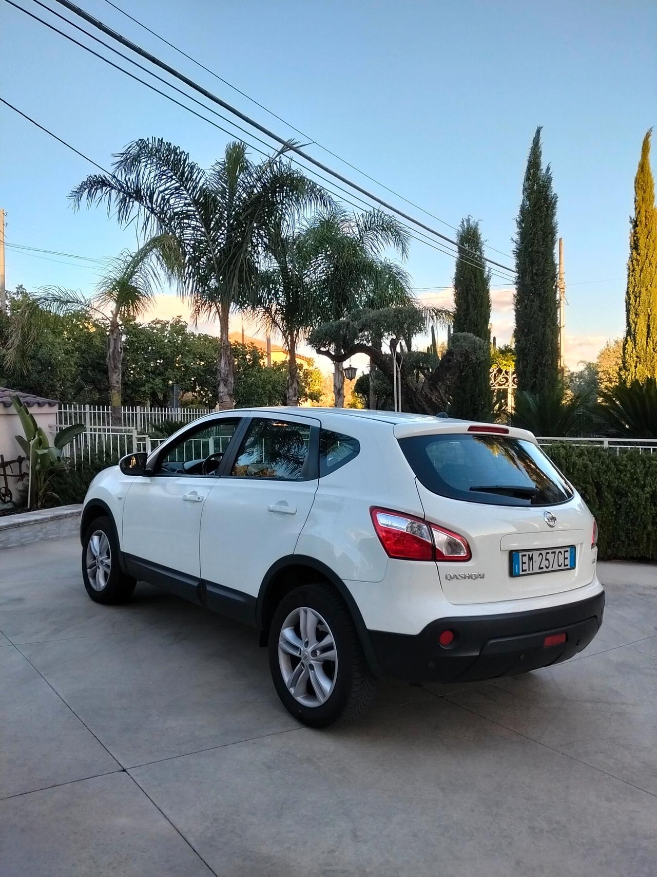 Nissan Qashqai 1.5 dCi DPF Tekna