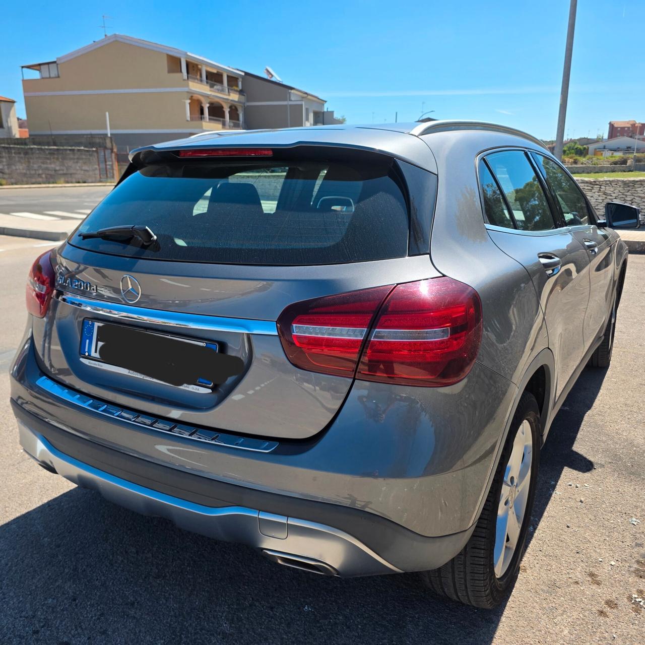 Mercedes-benz GLA 200 d Premium