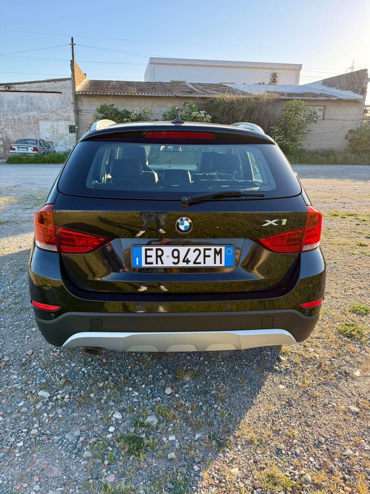 Bmw X1 18d X Line -Pelle Nera-Navi-ok Permuta
