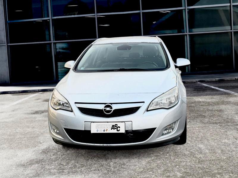 Opel Astra Sports Tourer 1.7 cdti Cosmo 110cv