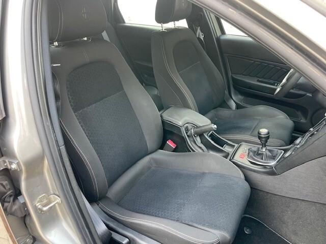Alfa Romeo 159 2.0 JTDm Sportwagon Distinctive