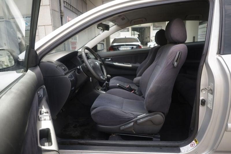 Toyota Corolla Toyota Corolla Corolla 2.0 d-4d 3p ANNO 2002