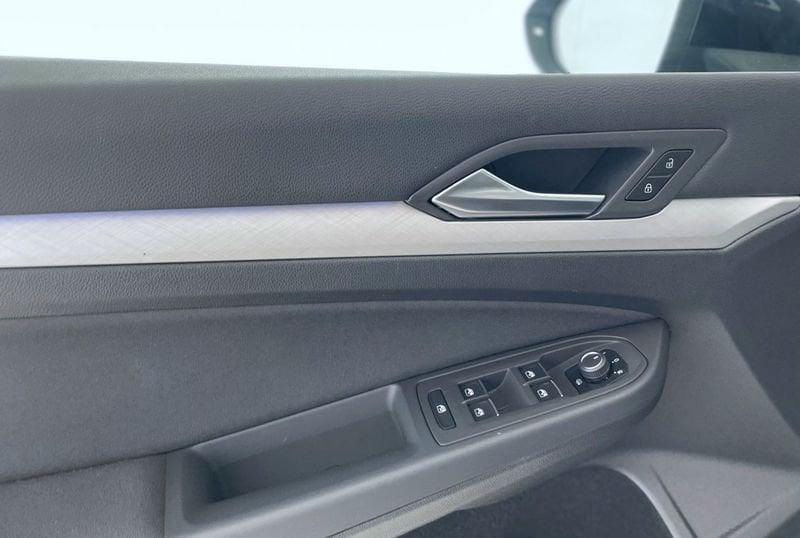 Volkswagen Golf Golf 1.0 eTSI EVO DSG Life