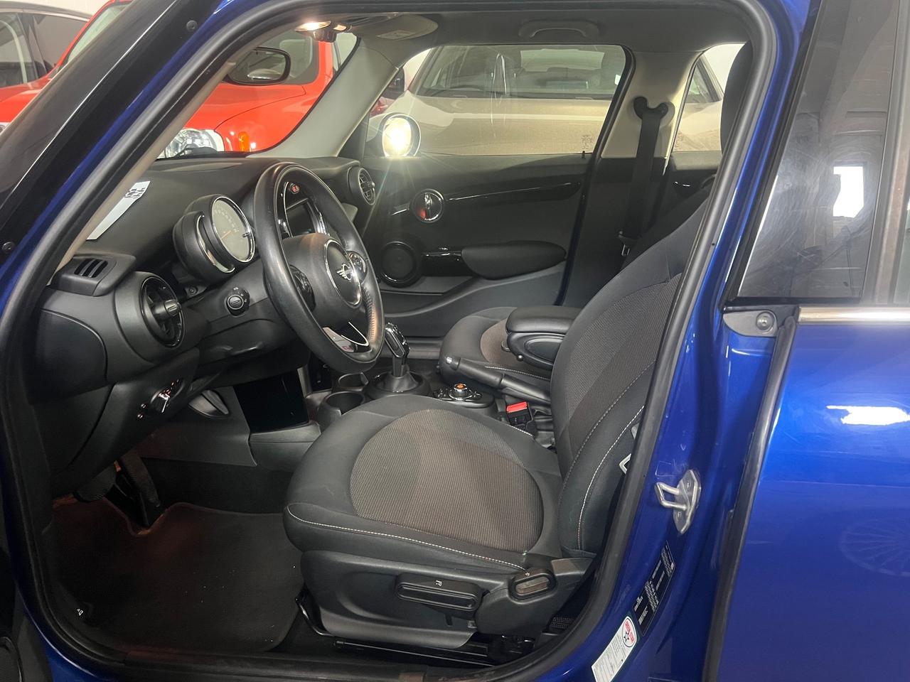 Mini 1.5 Cooper D Hype 5 porte full