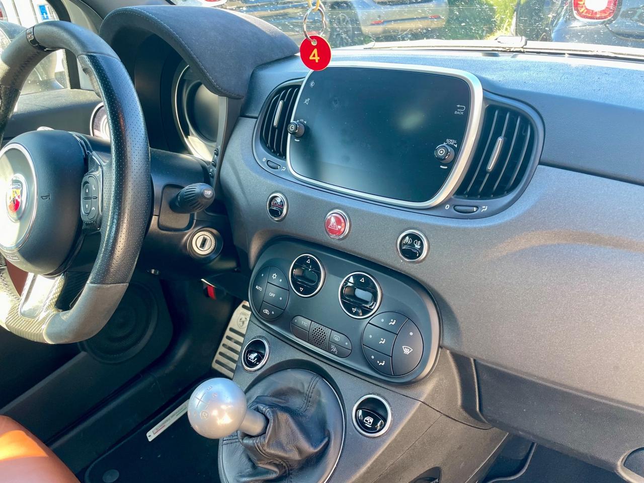 Abarth 595 C 1.4 Turbo T-Jet 180 CV Competizione