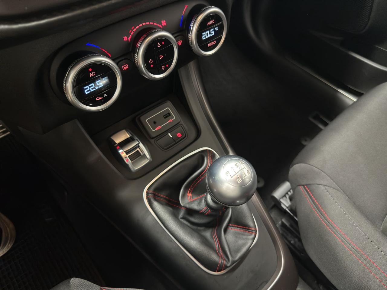 Alfa Romeo Giulietta 1.4 t. Super 120cv