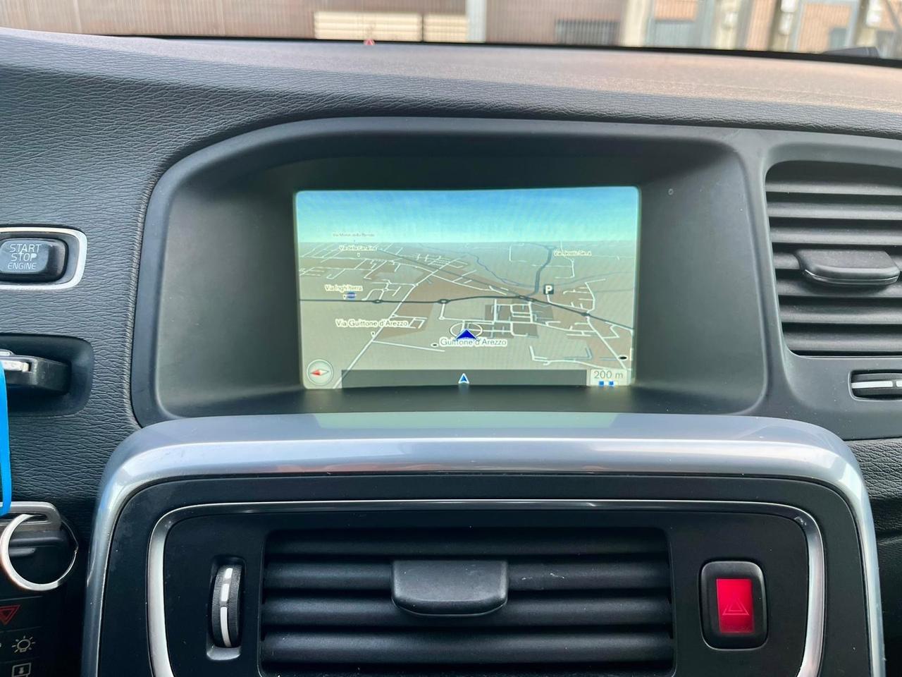 Volvo V60 2.0d 120cv 2016 127.000km euro6 perfetta