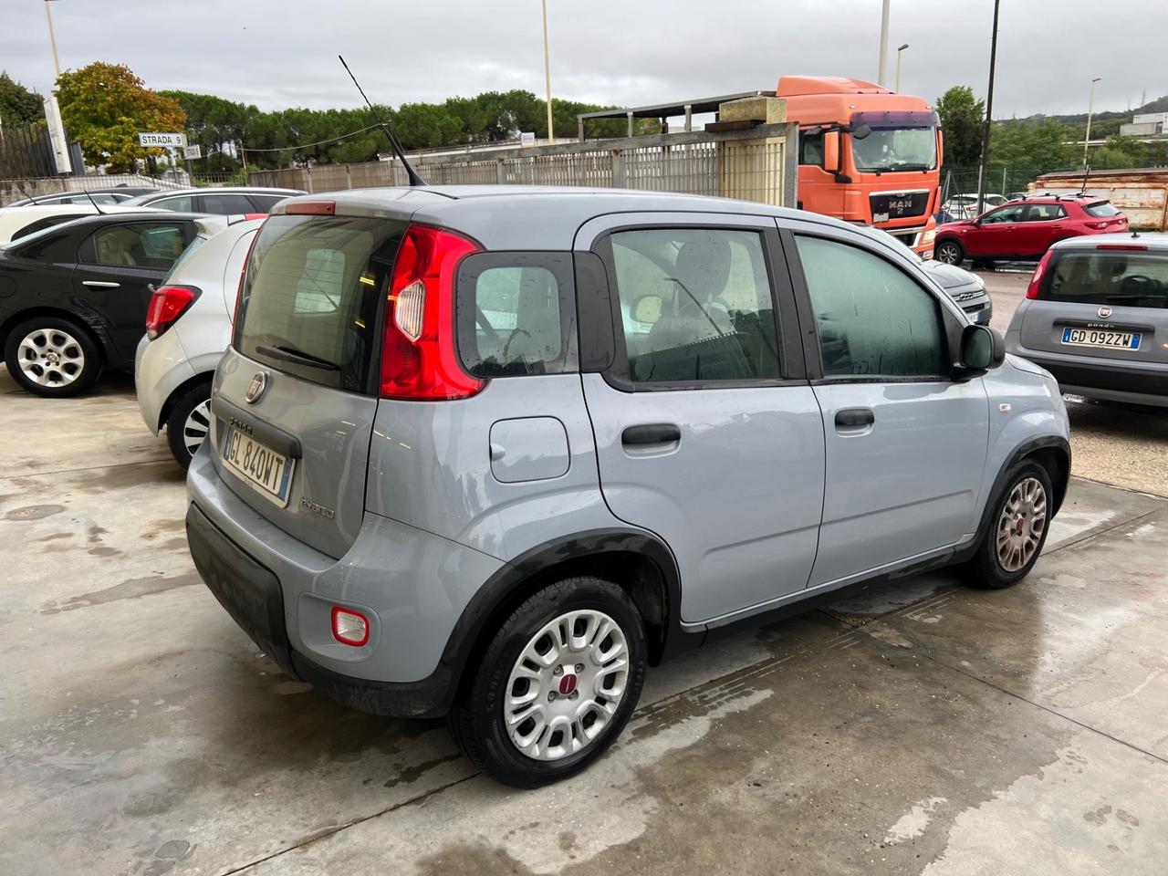 Fiat Panda 1.0 benzina 2023 18.000 km