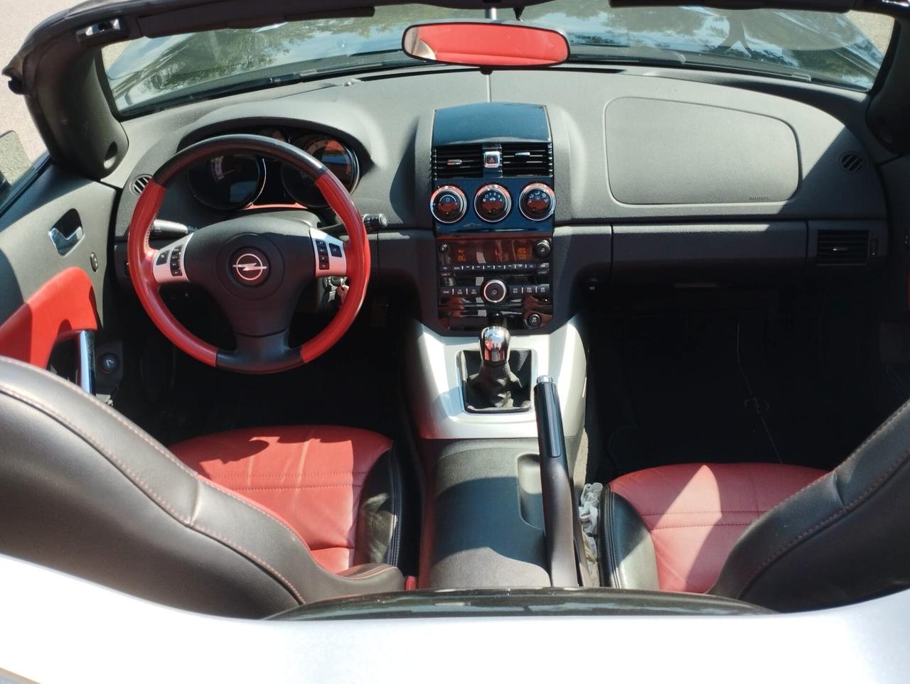 Opel GT 2.0 turbo 16v roadster c/pelle 260cv