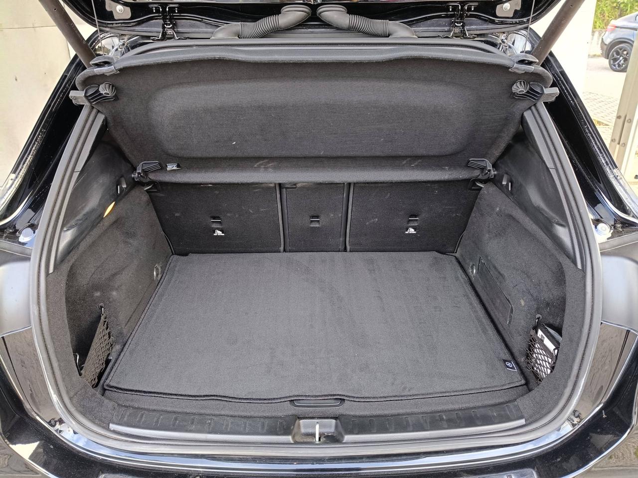 Mercedes-Benz GLA-H247 2023 - GLA 200 d AMG Line Premium auto