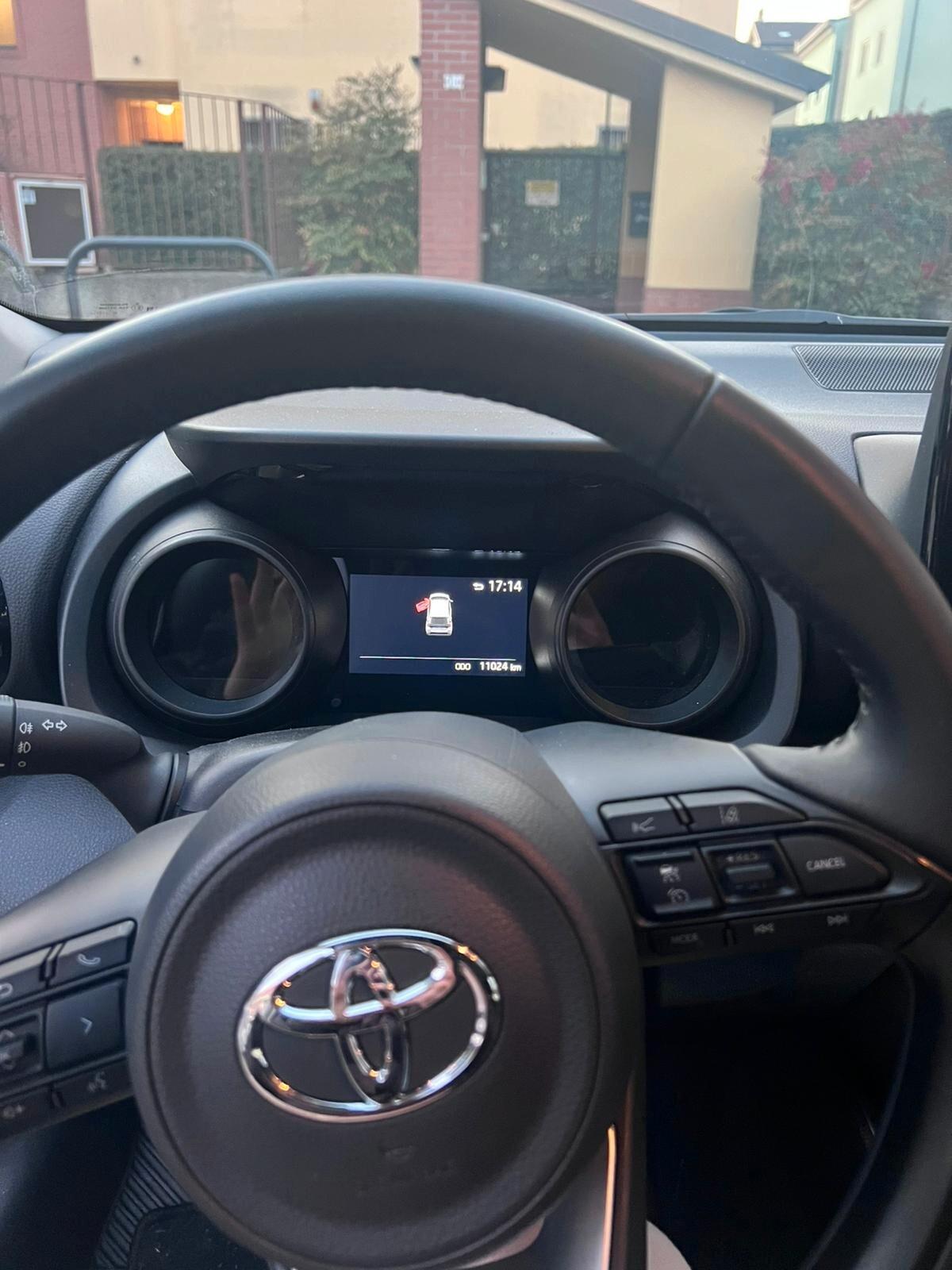 Toyota Yaris 1.5 Hybrid 5 porte Trend