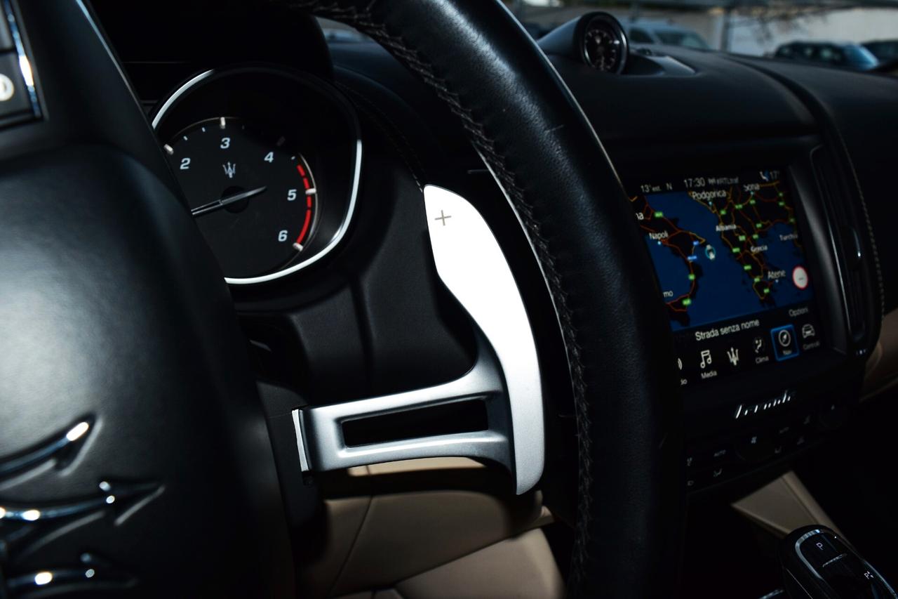 Maserati Levante 3.0 V6 Automatica 275 cv Granlusso