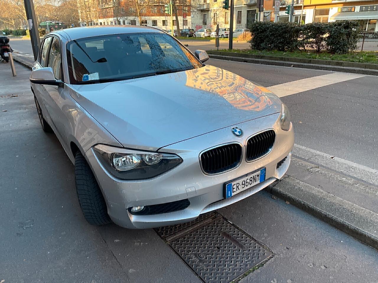 Bmw 116 116d 5p. Efficient Dynamics Urban AUTOMATICA