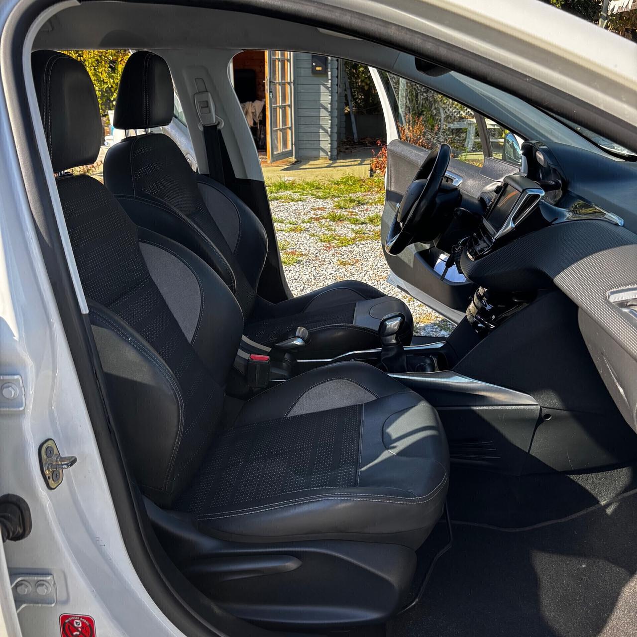 Peugeot 2008 1.6 e-HDi 92 CV Stop&Start Allure