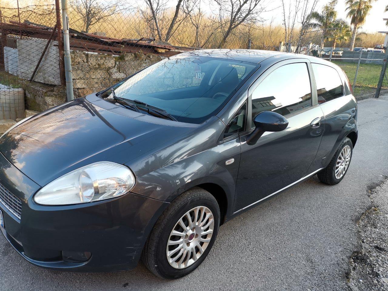 Fiat Grande Punto 3 Porte Grande Punto 1.3 mjt Dynamic 90cv LEGGI