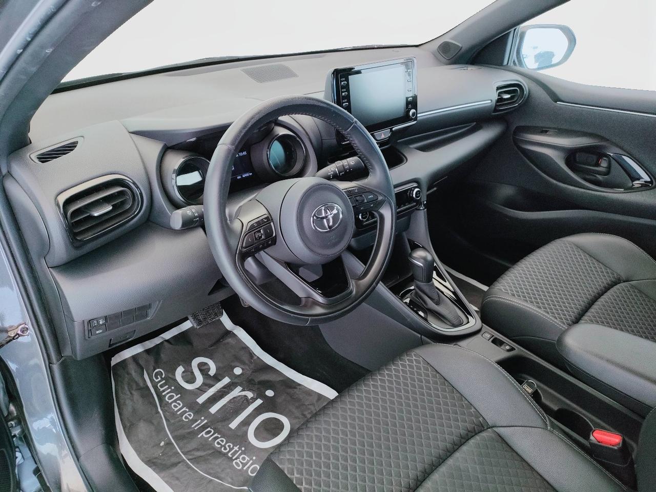 TOYOTA Yaris IV 2020 - Yaris 1.5h Lounge