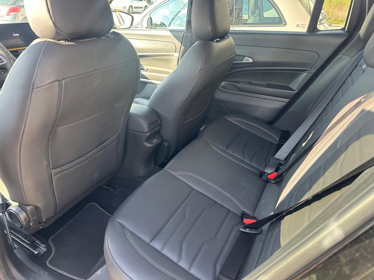 Jeep Avenger 1.2 Turbo 100 CV Summit