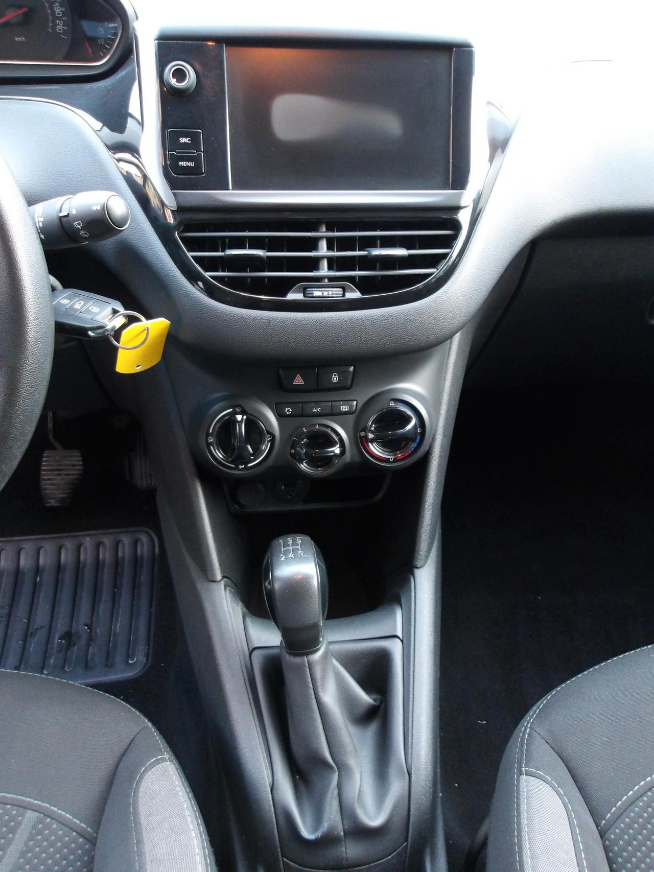 Peugeot 208 5 Porte 208 5p 1.4 hdi 8v Active