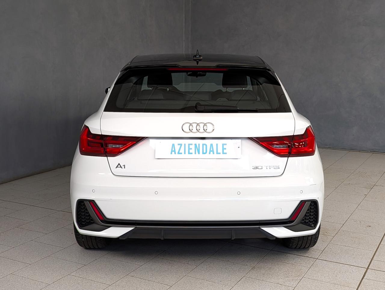 Audi A1 30 TFSI 116cv Adrenalin Black Edition S line