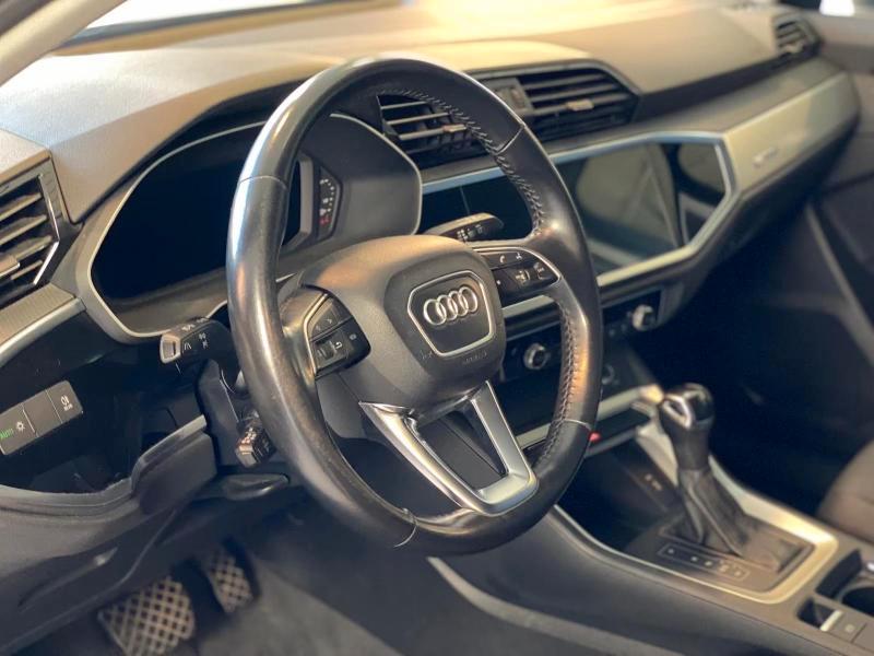 Audi Q3 35 2.0 tdi Business