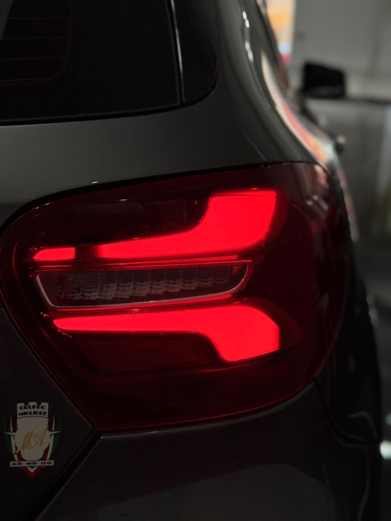 Mercedes-benz A 160 A 160 d Premium AMG