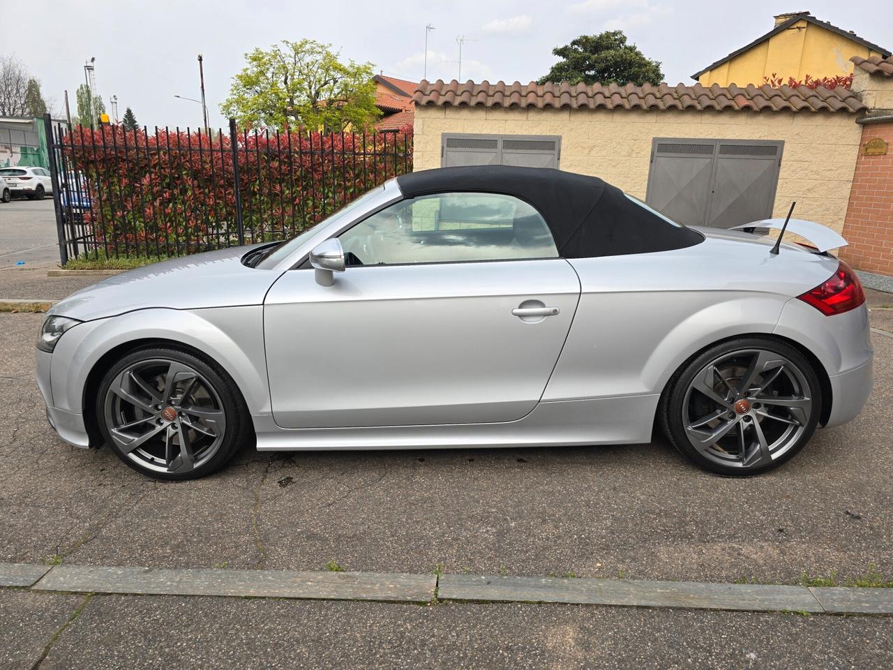 Audi TTS Roadster 2.0 tfsi quattro 272cv C. MANUALE
