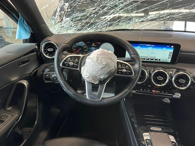 MERCEDES-BENZ A 180 D AUTOMATIC BUSINESS