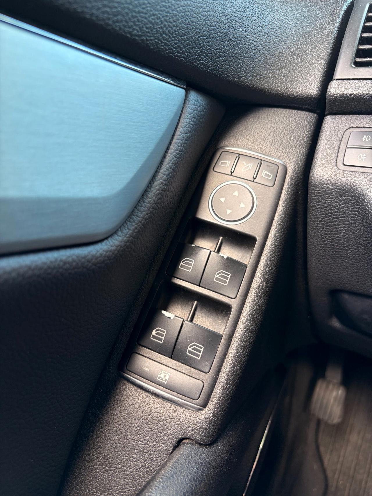 Mercedes-benz C 220 CDI S.W. BlueEFFICIENCY Avantgarde