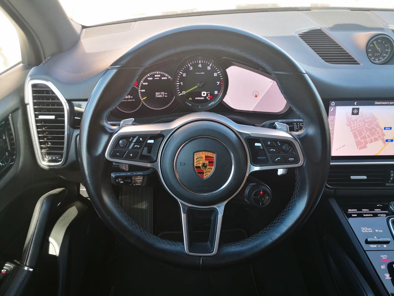 Porsche Cayenne 3.0 V6 E-Hybrid ***CONTOVENDITA - SU APPUNTAMENTO***