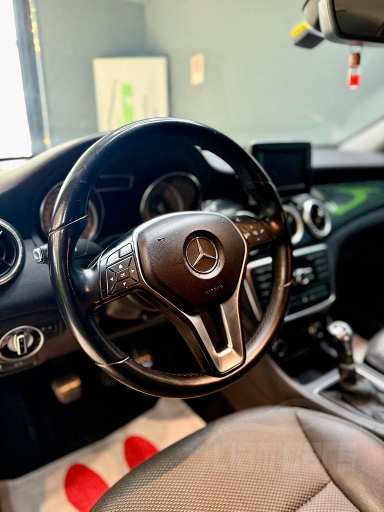 Mercedes CLA Berlina CLA 180 Premium
