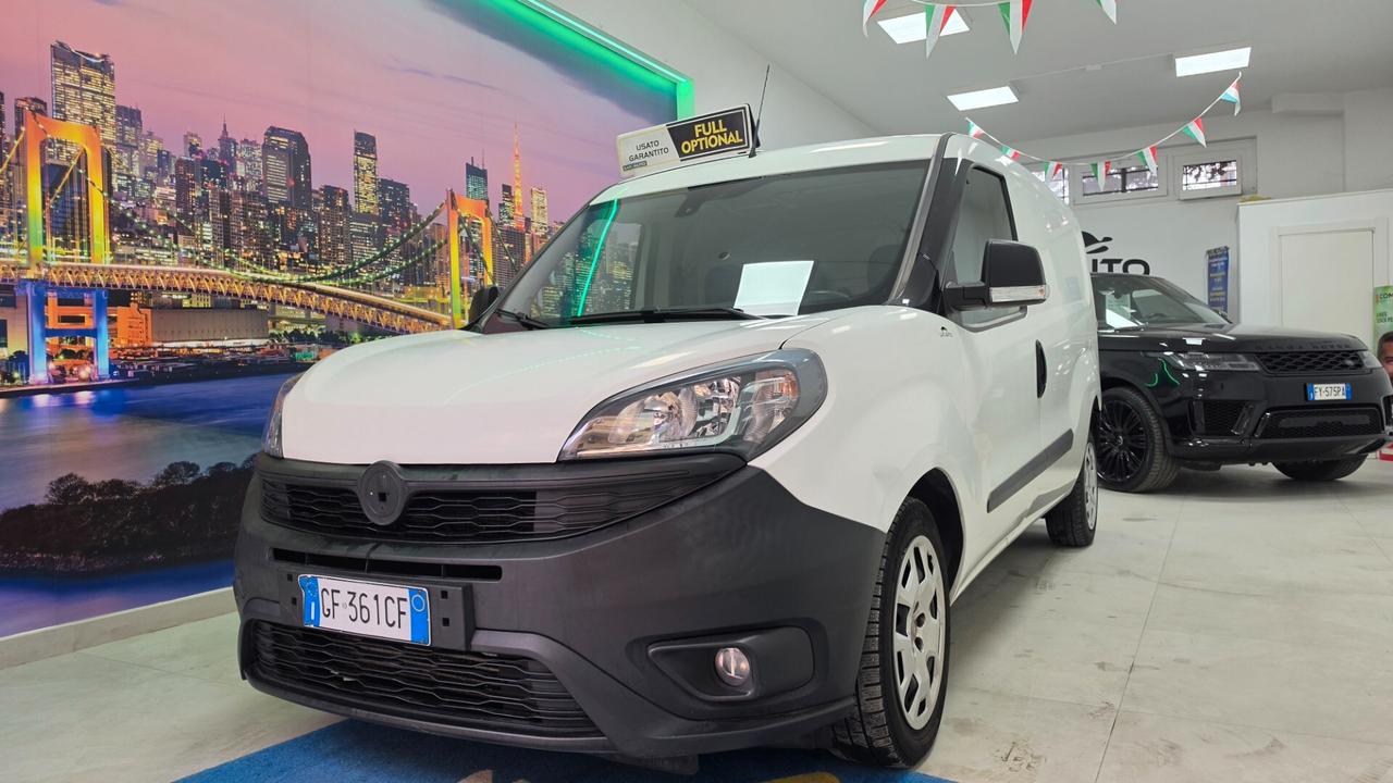 Fiat Doblò 1.6 MJT 105CV S&S PL-TA Cargo Maxi XL Lounge