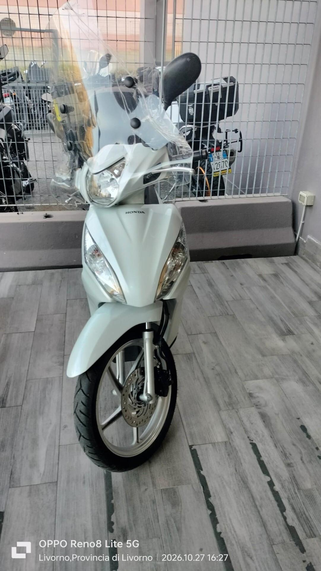 Honda Vision 110