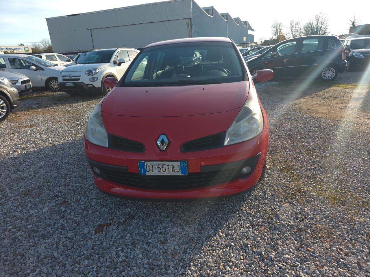 Renault Clio 1.2 16V 5 porte Luxe