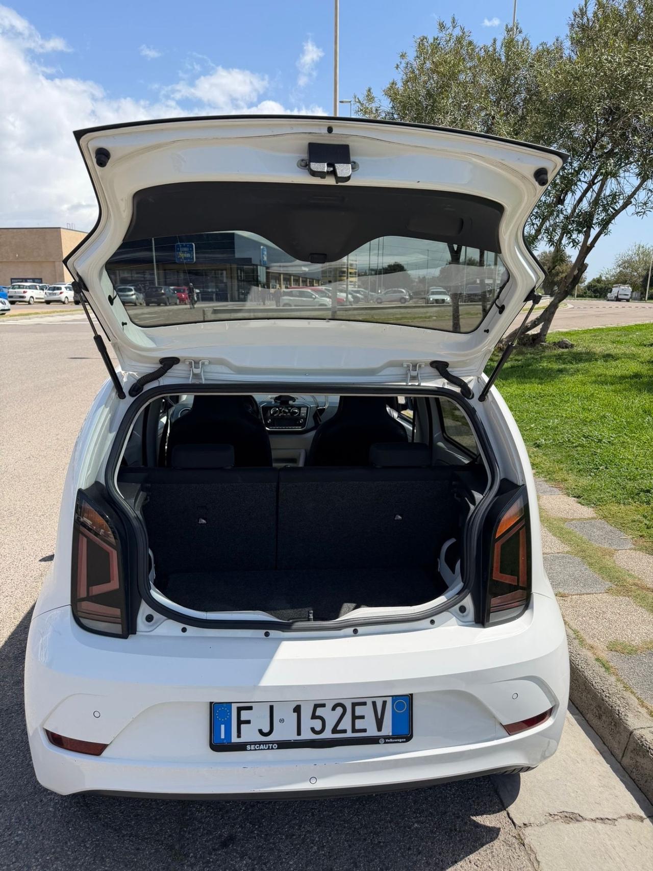 Volkswagen UP 1.0 Benzina-Anche Permuta-Garanzia
