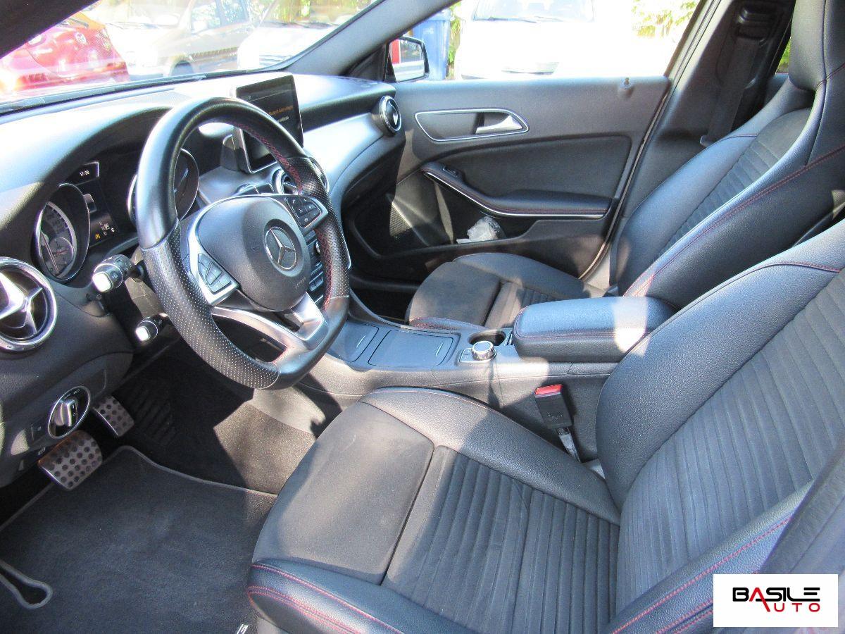 MERCEDES GLA 200 AMG 4Matic premium