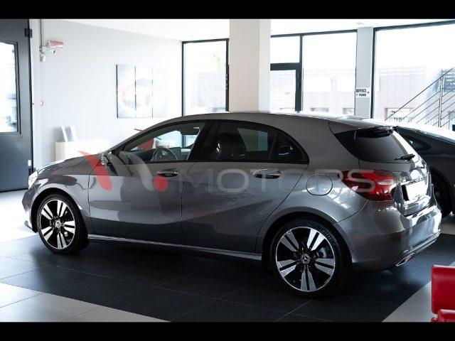 MERCEDES-BENZ A 180 d Automatic Sport