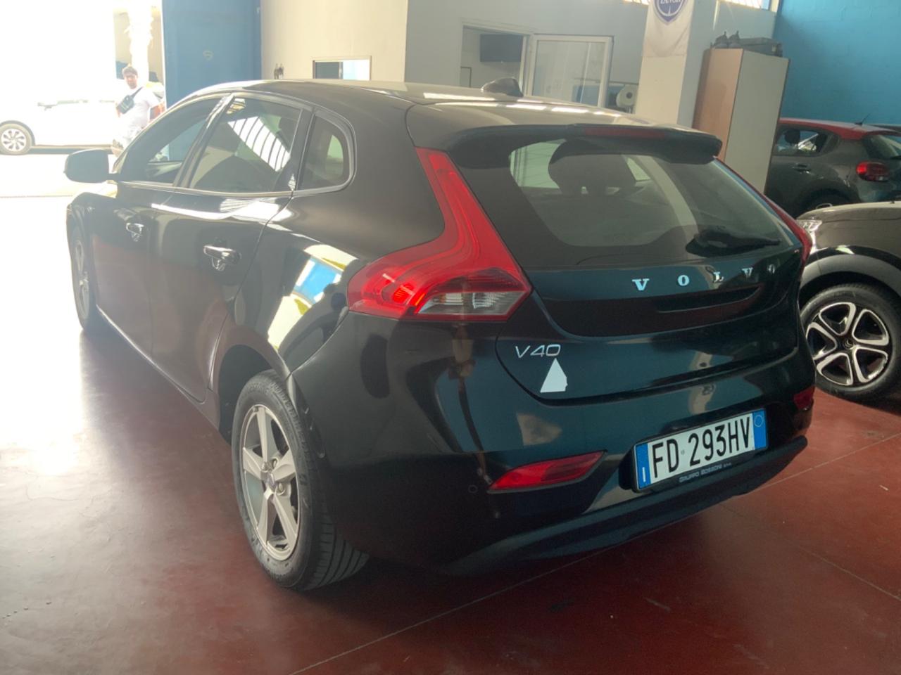 Volvo V40 D3 Momentum