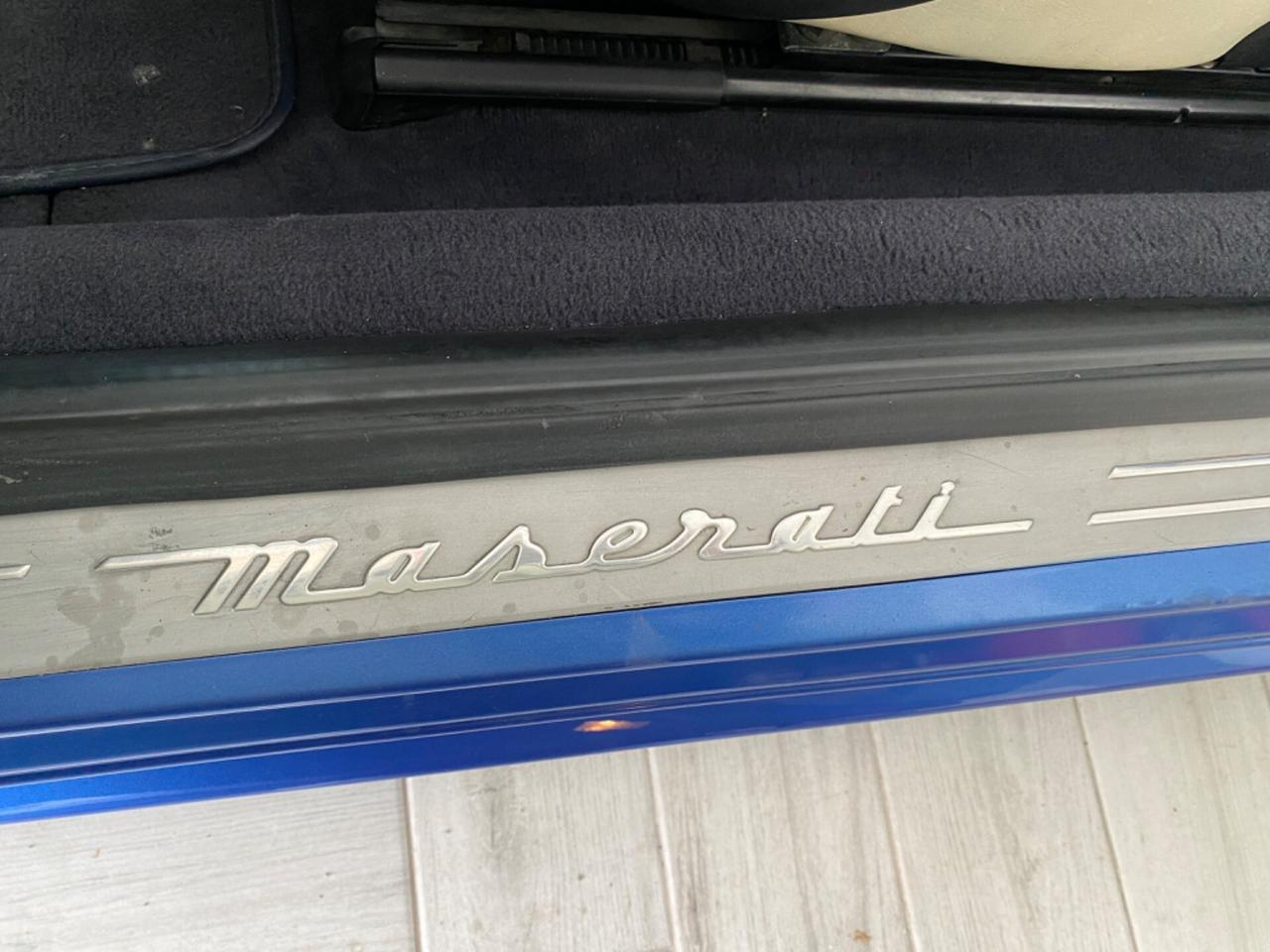 Maserati GranTurismo 4.7V8 460CV MC Stradale TAILOR MADE2014