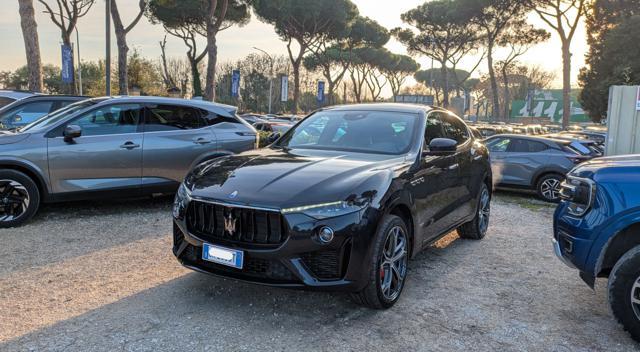 MASERATI Levante V6 AWD 3.0d 349cv ASSIST FRENATA TETTO PANORAMICO